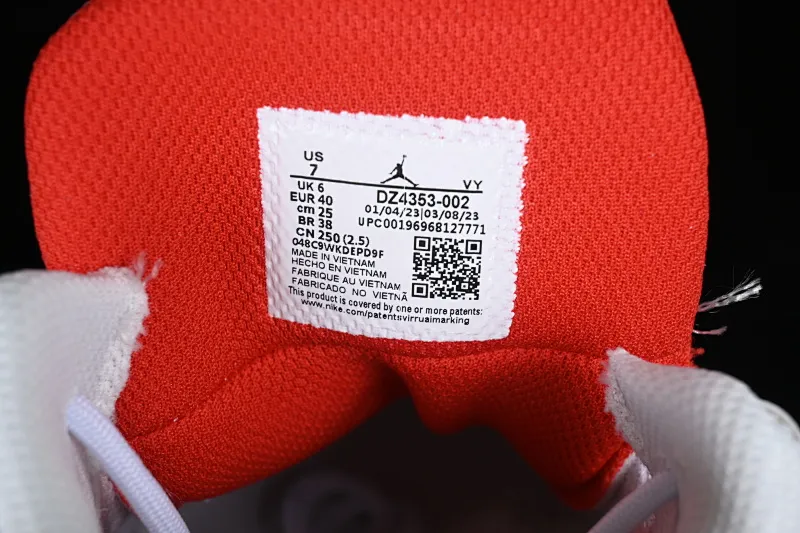 All categories Air Jordan Jordan series basketball shoes Air Jordan 5 Air Jordan Max Aura 5 retro air cushion basketball shoes DZ4353-011